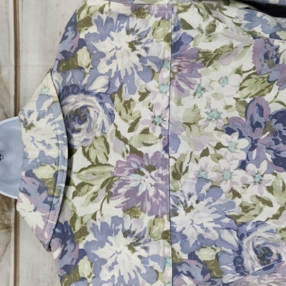 CROFT & Barrow Floral Print Denim Jacket Size M, w/Stretch, excellent conditio - Picture 9 of 12